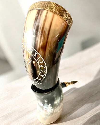 Hornkrus "Viking Valor" - Håndgravert, Premium Kvalitet - 4 varianter å velge mellom