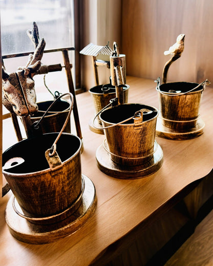 Stilig metallaskebeger "Rustic Charm" 19-23 cm høyde, 8 varianter å velge mellom, gravering på forespørsel