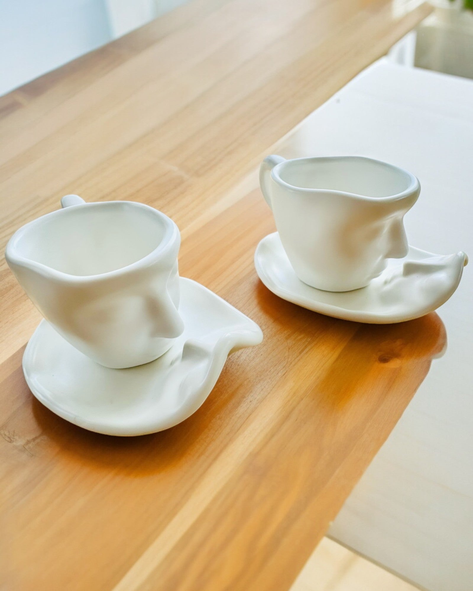 Elegante Keramiske Kopper "Maska" – Sett med 2 stk. - mulighet for personlig gravering som gave