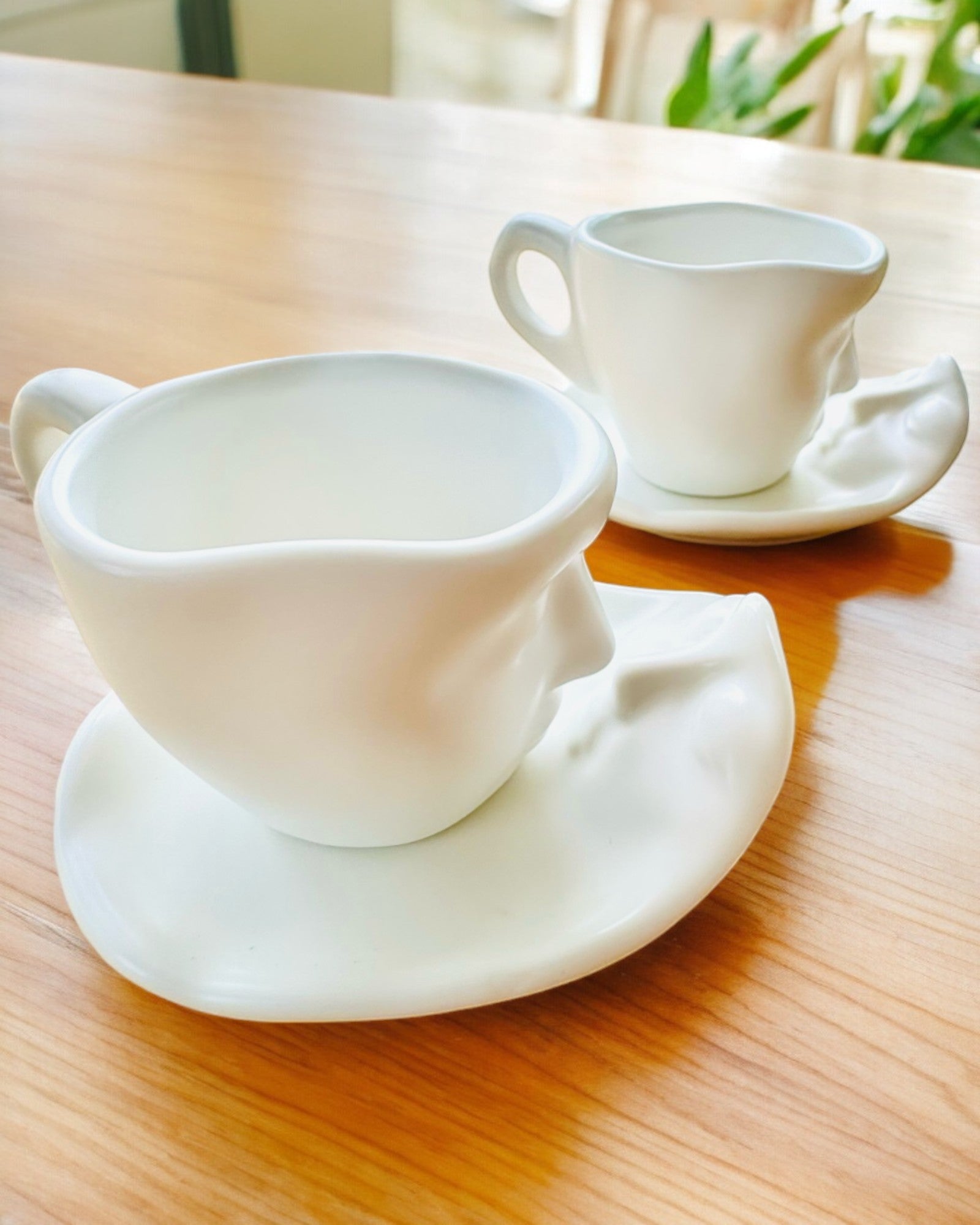 Elegante Keramiske Kopper "Maska" – Sett med 2 stk. - mulighet for personlig gravering som gave