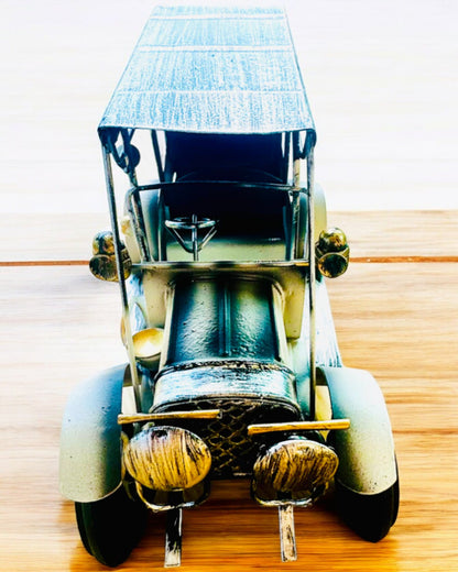 Klassisk Retro bilmodell - tre varianter med mulighet for gravering som gave