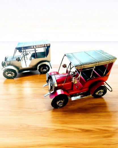Klassisk Retro bilmodell - tre varianter med mulighet for gravering som gave