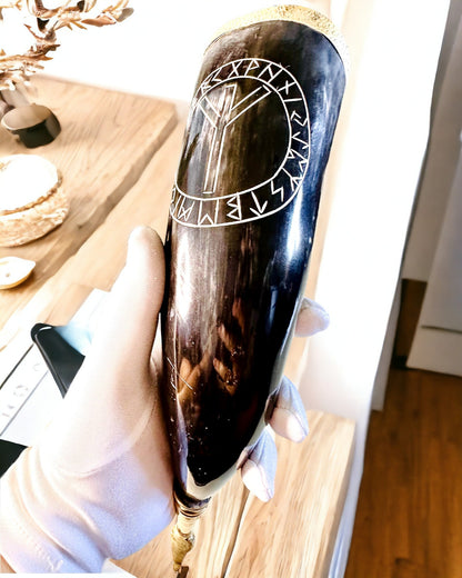 Hornkrus "Viking Valor" - Håndgravert, Premium Kvalitet - 4 varianter å velge mellom