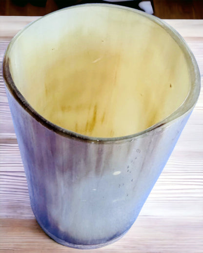 Håndlaget liten kopp med mulighet for gravering, indisk glasskopp, mulighet for personalisering som gave, gravering. Lys farge