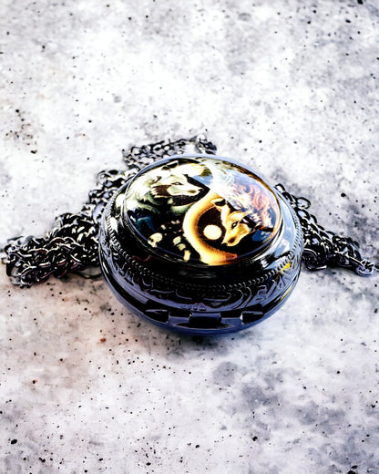 Lommeur "Mystic Wolves" med mulighet for personlig gravering