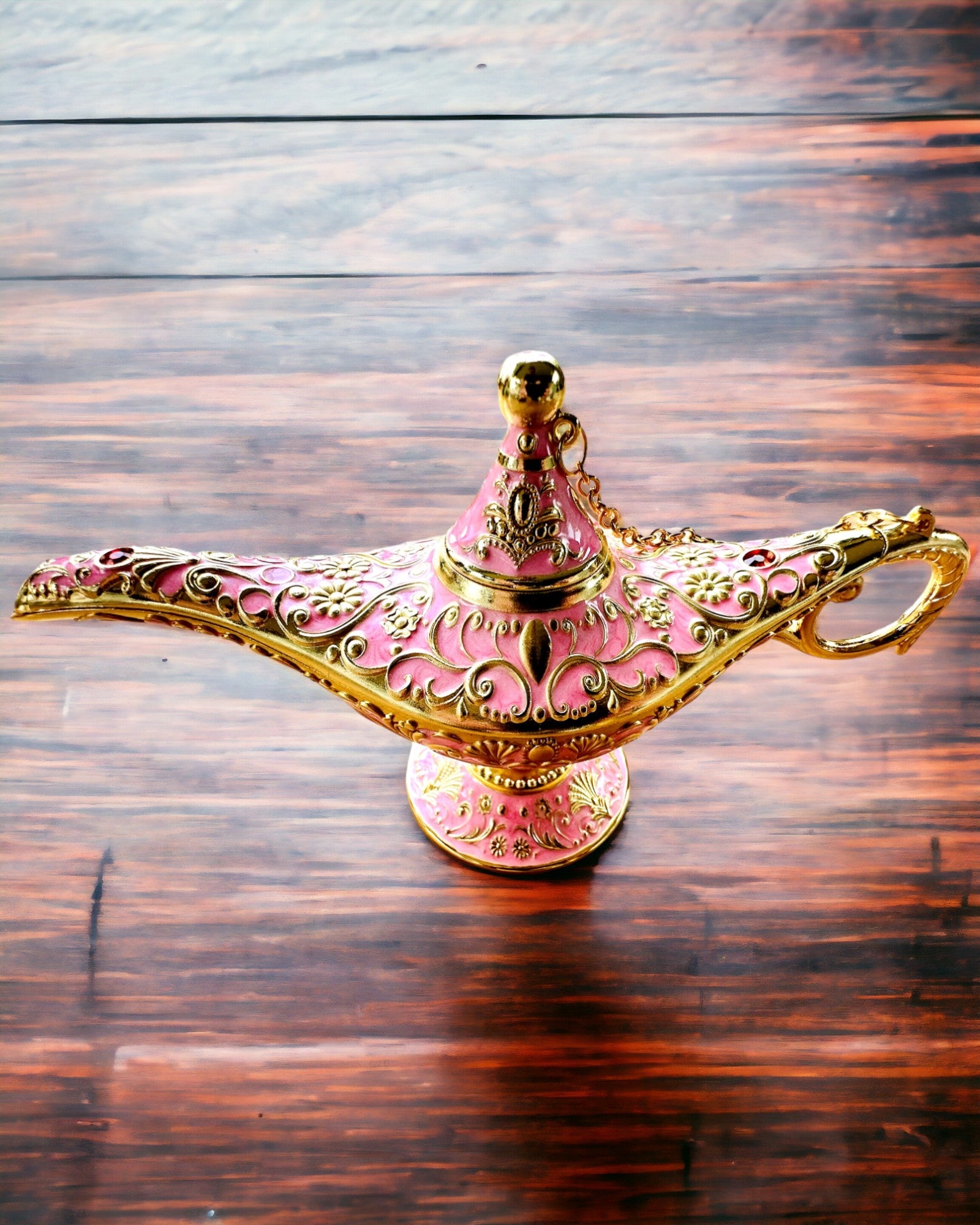 Magisk Aladdins Lampe med Gravering - Rosa Variant, flettet med gull