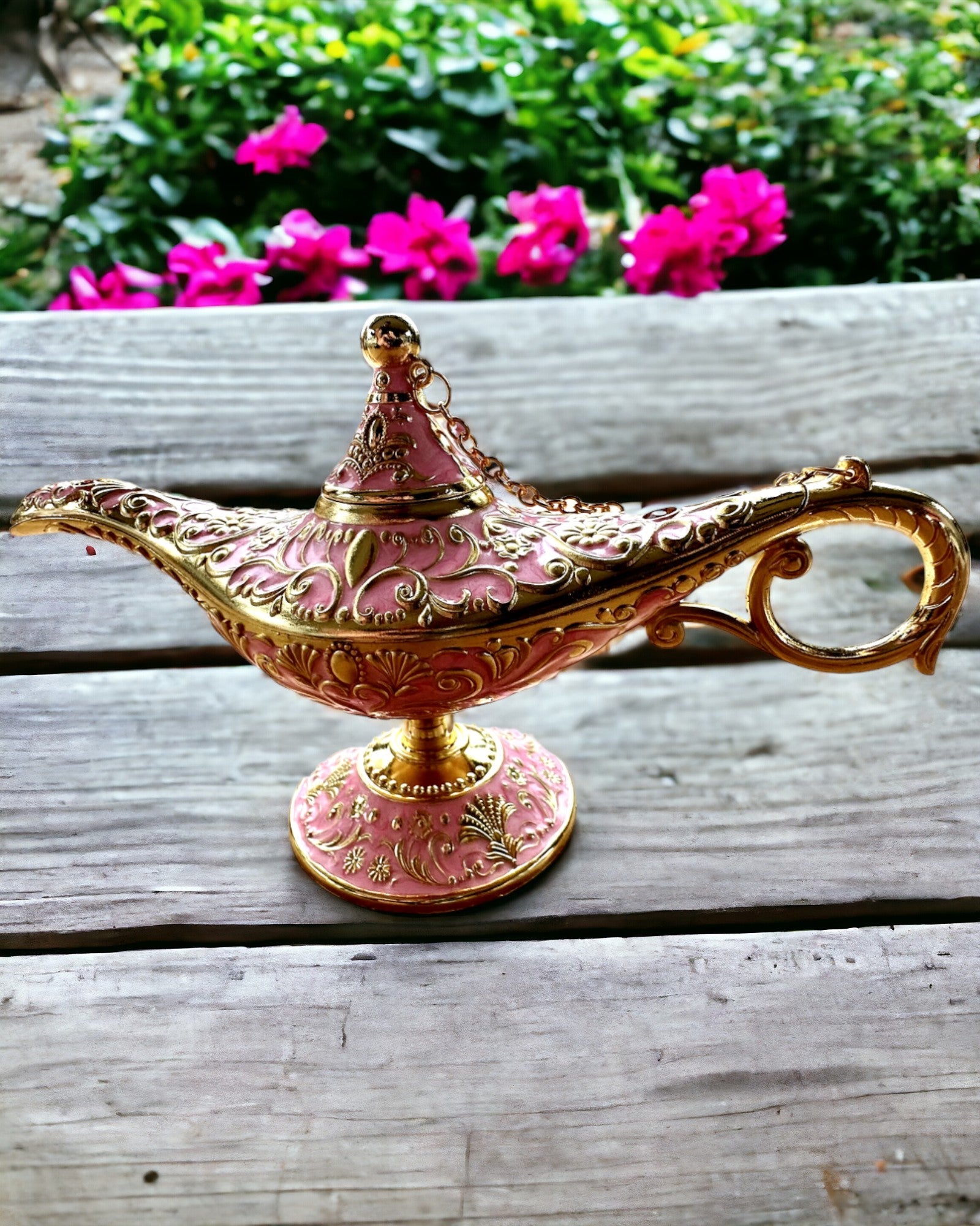 Magisk Aladdins Lampe med Gravering - Rosa Variant, flettet med gull