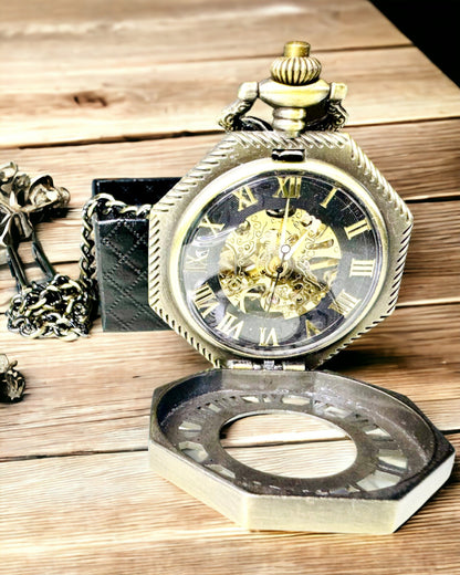 Klassisk åttekantet brun mekanisk lommeur i steampunk-stil - Tidløst