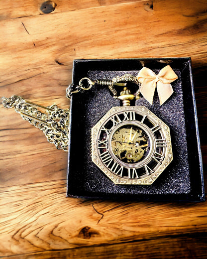 Klassisk åttekantet brun mekanisk lommeur i steampunk-stil - Tidløst