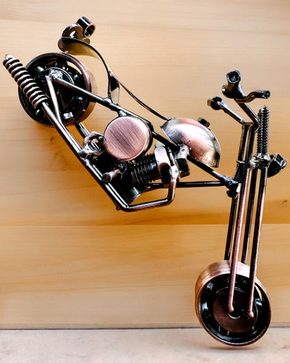 Håndlaget Motorsykkelmodell i jern, Chopper, tilpasning, gravering som gave