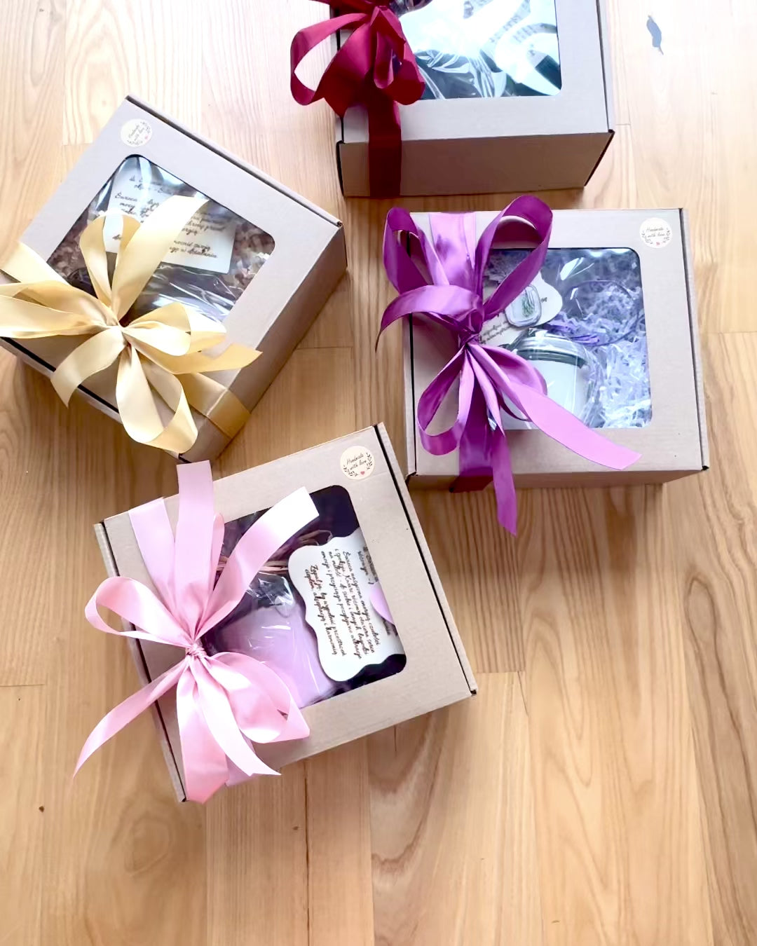 Intensjonslys av soyavoks Kwarc Różowy – kjærlighet, harmoni og hjertets ro, 250 ml, mulighet for personalisering som gave