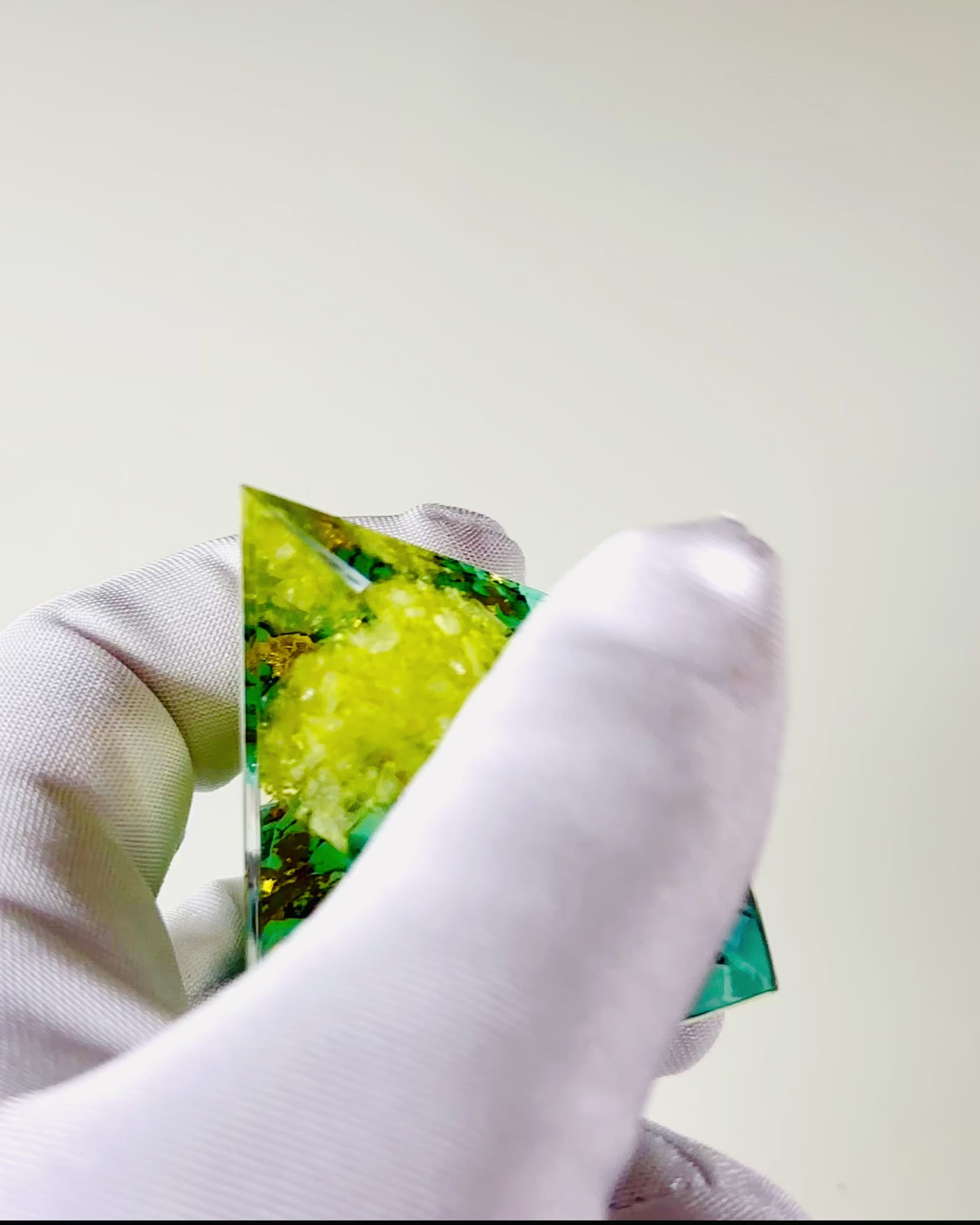 Orgonittpyramide med Citrin og Turkis – Energigenerator for Chakra, Reiki-verktøy, Meditasjonsdekorasjon